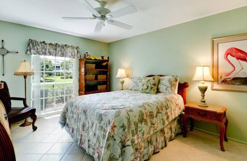The Meadows Condo | Immaculate, Ground Floor, Pool View Condo In The Meadows
