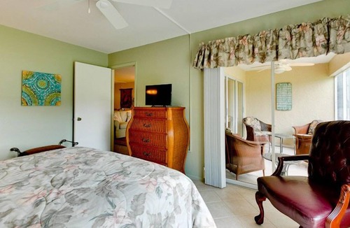 The Meadows Condo | Immaculate, Ground Floor, Pool View Condo In The Meadows