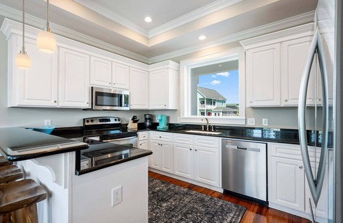 Beachwalk House | Immaculate Low Country Oasis on Harbor Island