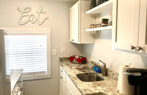 Downtown Dunedin Apartment | In the Heart of Downtown Dunedin One Bedroom Apt