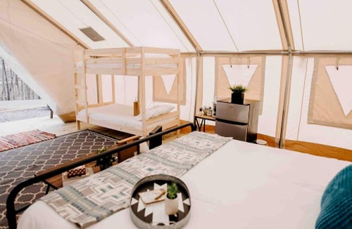 Osprey RV Rental | Incredible Tented Cabin with Stunning Forest Views in Sarasota, Florida