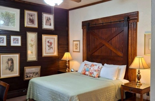 Forestburgh House | Inn at Lake Joseph