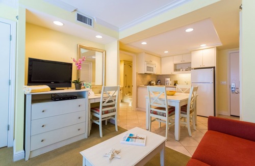 Venice Hotel | Inn at the Beach
