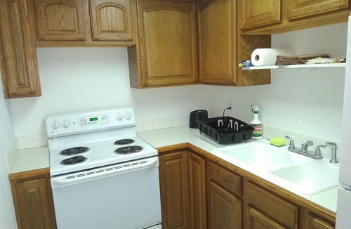 Tropic House | Inter-Coastal 2 Apts. within Villa, heated pool & waterfront, sleeps 9