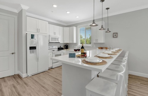 Islamorada Villa | Isla Sands Collection: Sleeps 24, All Ensuite Bedrooms, Waterfront