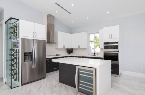 Indian Waterways House | Islamorada Oasis, Luxurious 4 bedroom 3 bath home. Heated pool! Boat Lift option