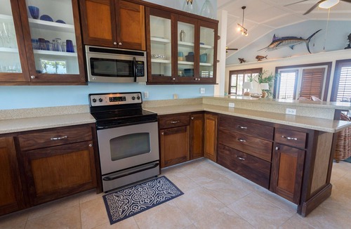 Islamorada House | Islamorada Oceanfront Estate, Pool, Beach Cottages- Sea Ranch - Florida Keys