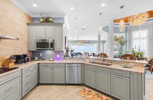 Fort Myers Beach House | Island Girl vacation Home