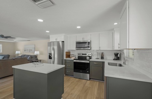 Siesta Key Villa | Island House Beach Resort V24