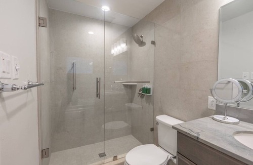 Islamorada Hotel | Islander Resort Oceanside | 4 Units | 5 mi to Windley Reef