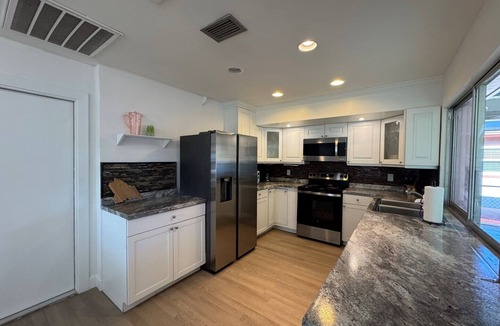 Isles of Capri House | Isle of Capri Style Living at this Cozy Vacation Home.