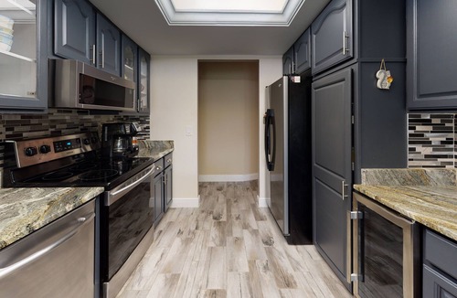 Villas House | Ivy Inn at 23 Palms!