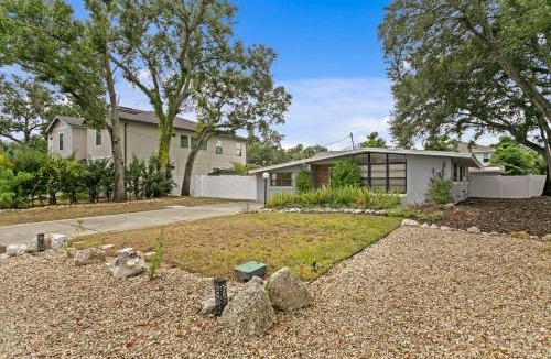 Palma Ceia West House | Jasmine Oaks Retreat in beautiful South Tampa