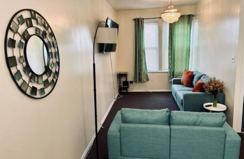 Wakefield Apartment | John Q Getaways