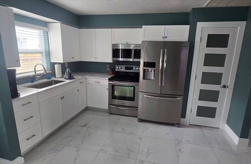Town N County Park House | John’s Pass Waterfront Oasis