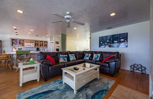 Anna Maria House | JULY, AUG. SPECIALS ,BEACHFRONT, PRIVATE BEACH ON THE WATERFRONT, Bring your Dog