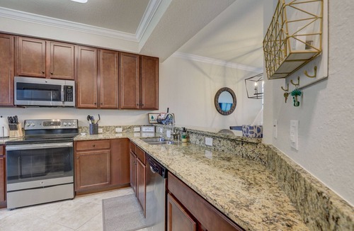 Lakewood Ranch Condo | JUNE SPECIAL, GROUND FLOOR End unit 2 Bed/2bath+Den, Beautiful water view