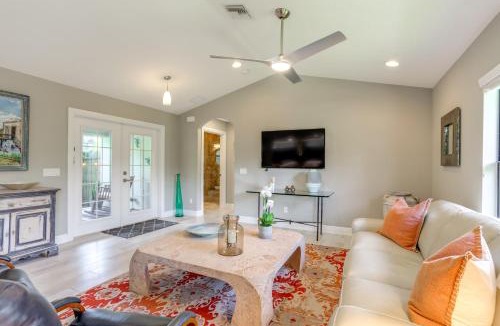 Jupiter Farms House | Jupiter Cottage w/Patio, Gas Grill & Fire Pit!