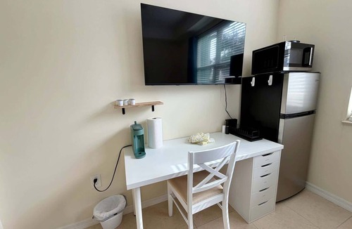 Bonita Shores Apartment | Just listed: Cozy Studio, Beach Gear, Walk to Gulf