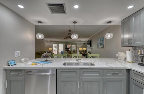 Indian Shores Apartment | Kandys Kondo II