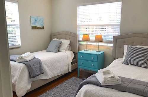 Lake Worth House | KEY LIME COTTAGE WITH SWIMMING POOL located near Beaches and downtown.