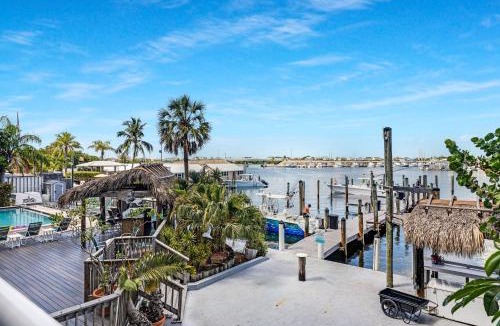Meadows House | Key West Large waterfront condo with boat slip, sleeps 8