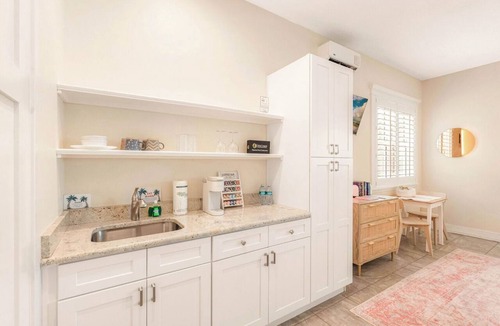 Dunedin Cottage | Key West Style Cottage - with pool/hot-tub
