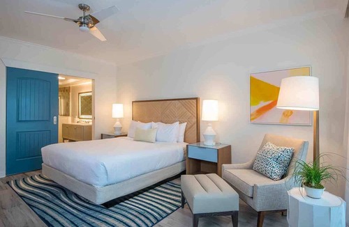 Marathon Hotel | King ADA w/Views in Duck Key | Marina, Spa & Pool