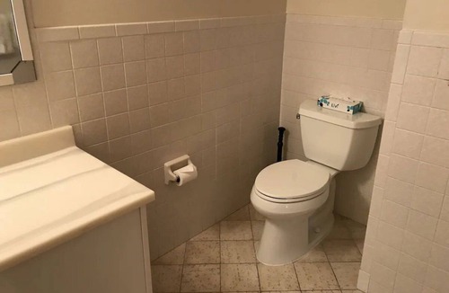 Little Torch Key Hotel | King Room w/Pool & Beach Access Near Boating and Fishing Spots + Breakfast!