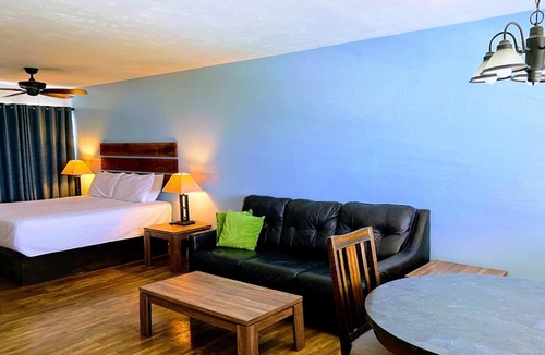 Marathon Hotel | Knight's Key Suites