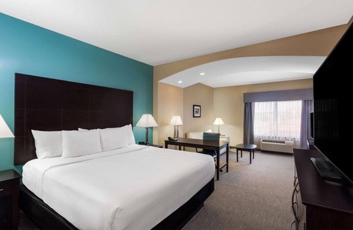 Sebring Hotel | La Quinta Inn & Suites by Wyndham Sebring