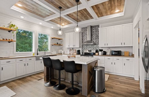 Inman House | Lake Bowen Family Home, Pet Friendly, Sleeps 8