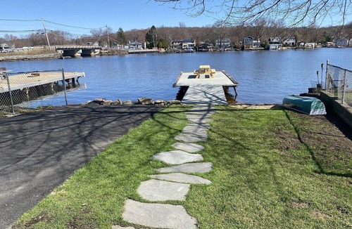 Lake Hopatcong House | Lake Hopatcong Lake House - Private Dock, Game Room, kayaks, canoe and Grill