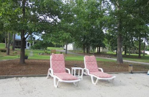 Prosperity Cottage | Lake House Cottage - Private Ramp, Dock & Beach, Great Fishing