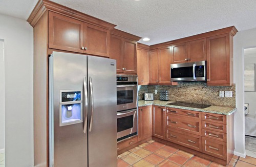 Lake Ida Shores House | Lake Ida Oasis | Hot Tub & Tiki Bar