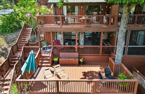 Six Mile Ski Chalet | LAKE KEOWEE WATERFRONT! ONLY 15 feet from Shore. Price includes BOAT SLIP