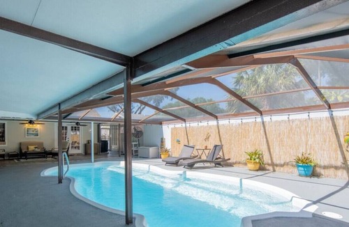 Cypress Gardens House | Lake Roy · Spacious Legoland area pool home