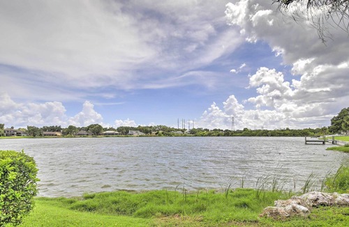 Riverview Apartment | Lakefront Apt w/ Peaceful Balcony + Lake Views!