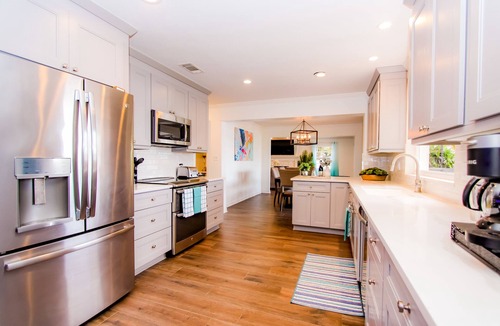 Carrollwood House | Lakefront Pool Home w/Game Room, Epic View, Kayaking