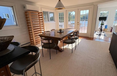 Ridge House | Lakeside Haven Cozy Waterfront