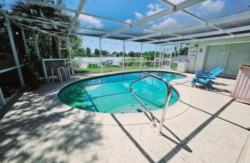Cove House | Lakeside Paradise with Heated Pool