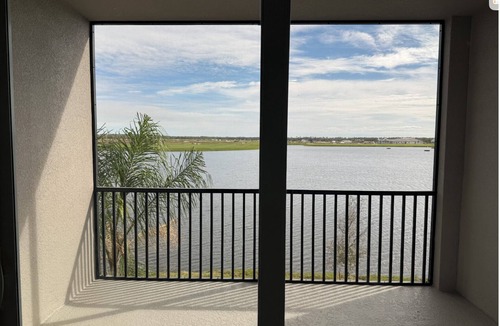 Braden River Condo | Lakewood Ranch @ Calusa Country Club Water View 2/2 Condo Golfers Paradise
