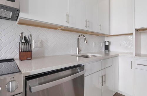 East Naples Apartment | Landing | Amazing 1BD, Pool