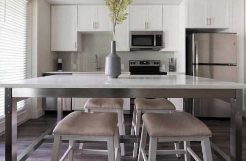 West 1st Street Apartment | Landing | Amazing 1BD, Gym