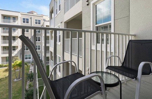 West 1st Street Apartment | Landing | Amazing 1BD, Gym
