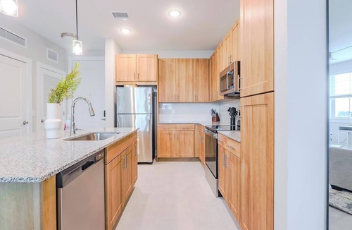 Interchange Square Apartment | Landing | Amazing 2BD, Pool, Gym