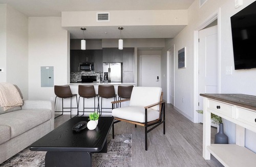 Biggar Apartment | Landing | Amazing 2BD, Gym, Clubhouse