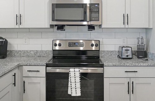 Fort Myers Apartment | Landing Apartments - Vantage