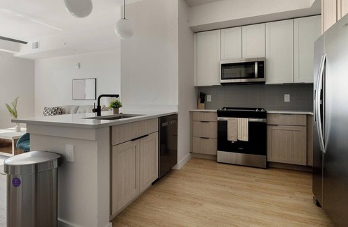 Fort Myers Apartment | Landing | Beautiful 1BD, Gym, Clubhouse