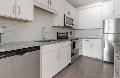 Laurel Apartment | Landing | Beautiful 1BD, Gym, Clubhouse